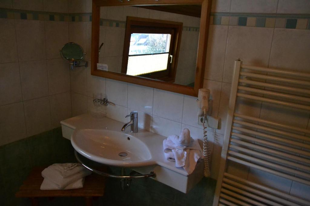 Pension Marienhof Hermagor-Pressegger See Camera foto
