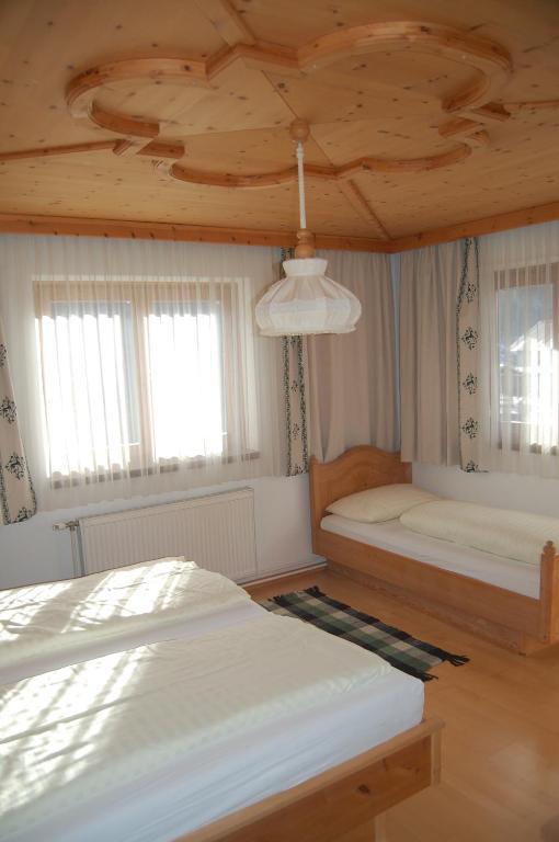 Pension Marienhof Hermagor-Pressegger See Camera foto